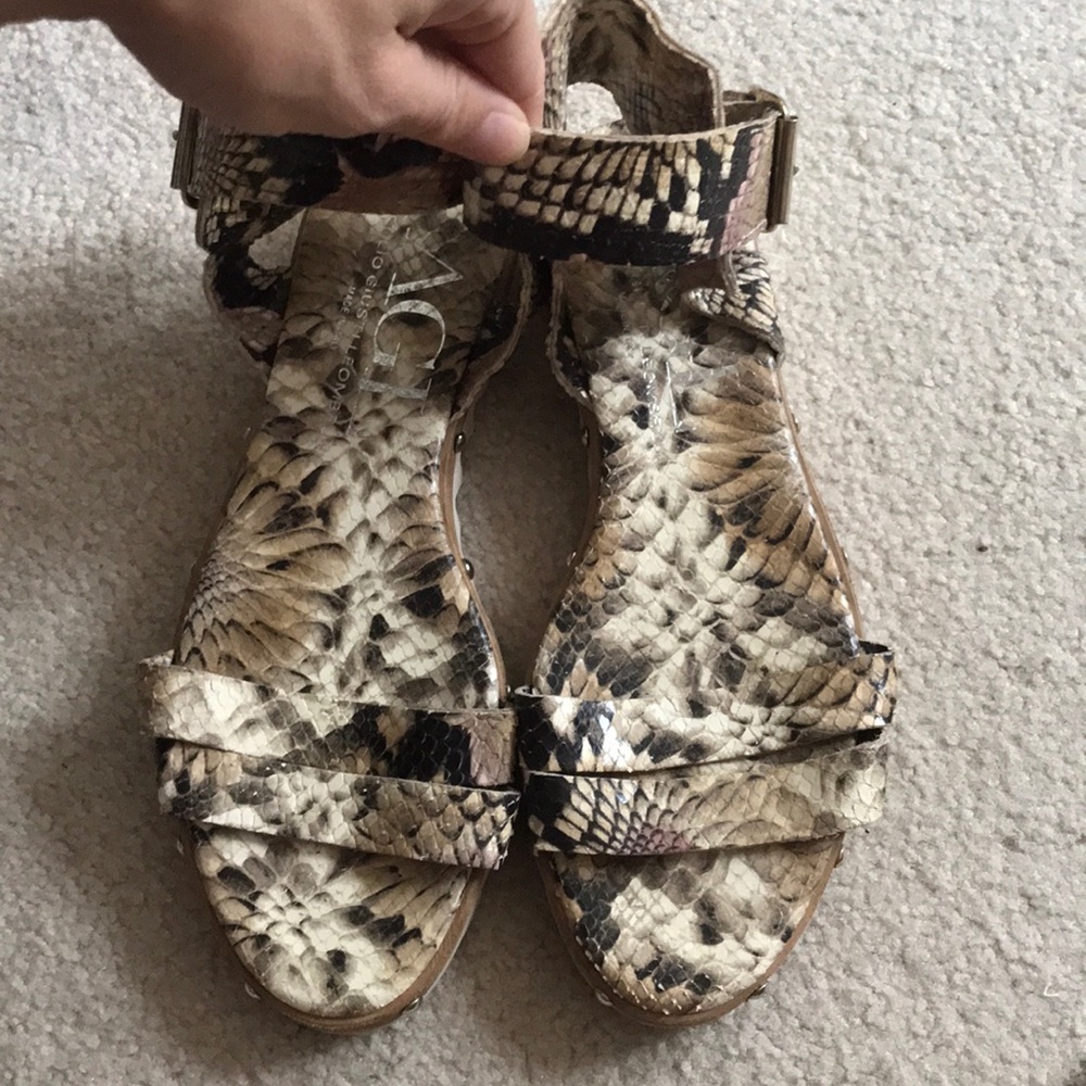 AGL snakeskin sandals size 38.5 GREAT condition - Picture 6 of 7